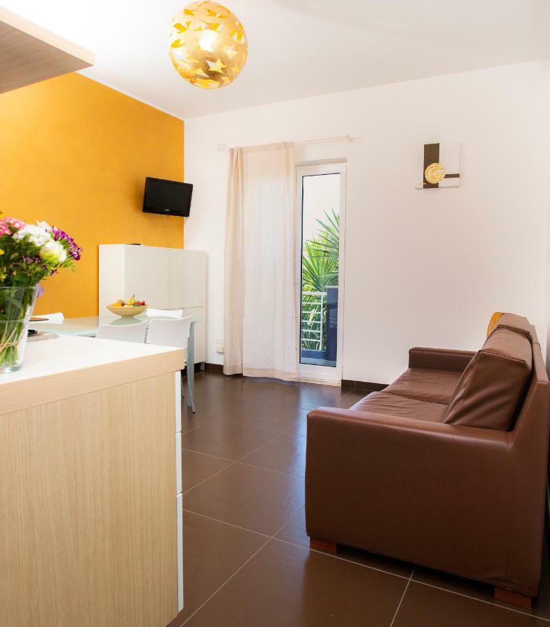 Villa Selenite Capo dʼOrlando Exterior foto