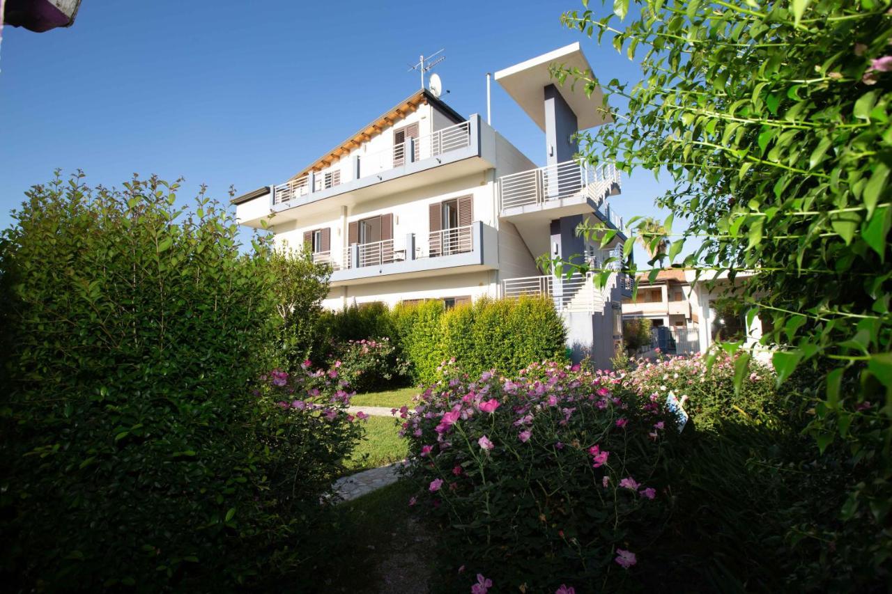 Villa Selenite Capo dʼOrlando Exterior foto
